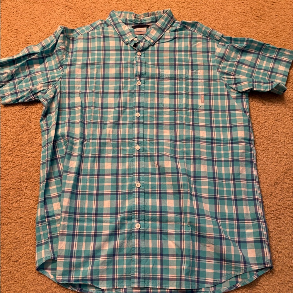Columbia short-sleeve button-down, XL